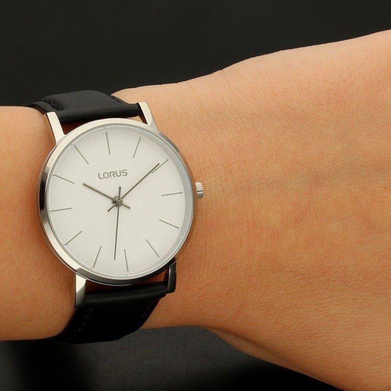 Женские часы LORUS RG239PX-9