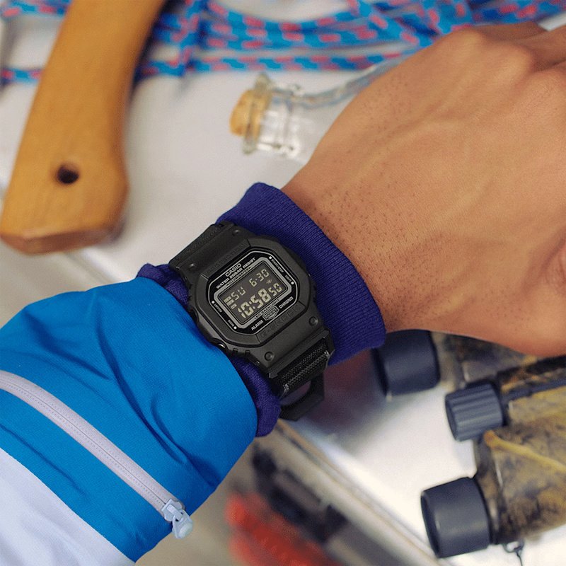 Meeste käekell Casio G-Shock DW-5600MNC-1ER
